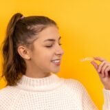 Photo dental floss usage guide