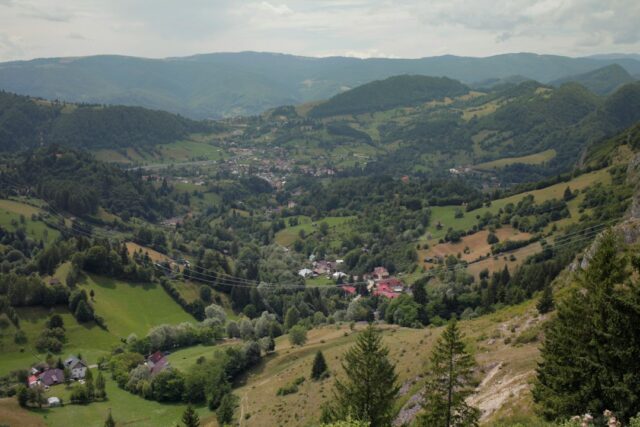 Photo cost of living comparison neighboring counties Romania